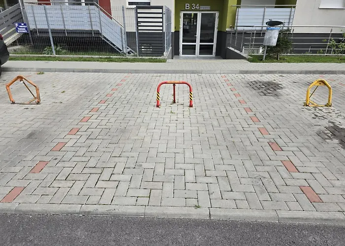 Emma House Bartolomeu *