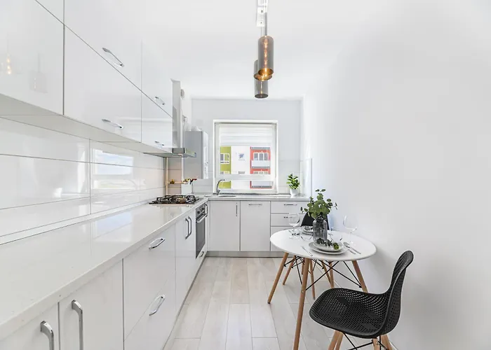 Emma House Bartolomeu *